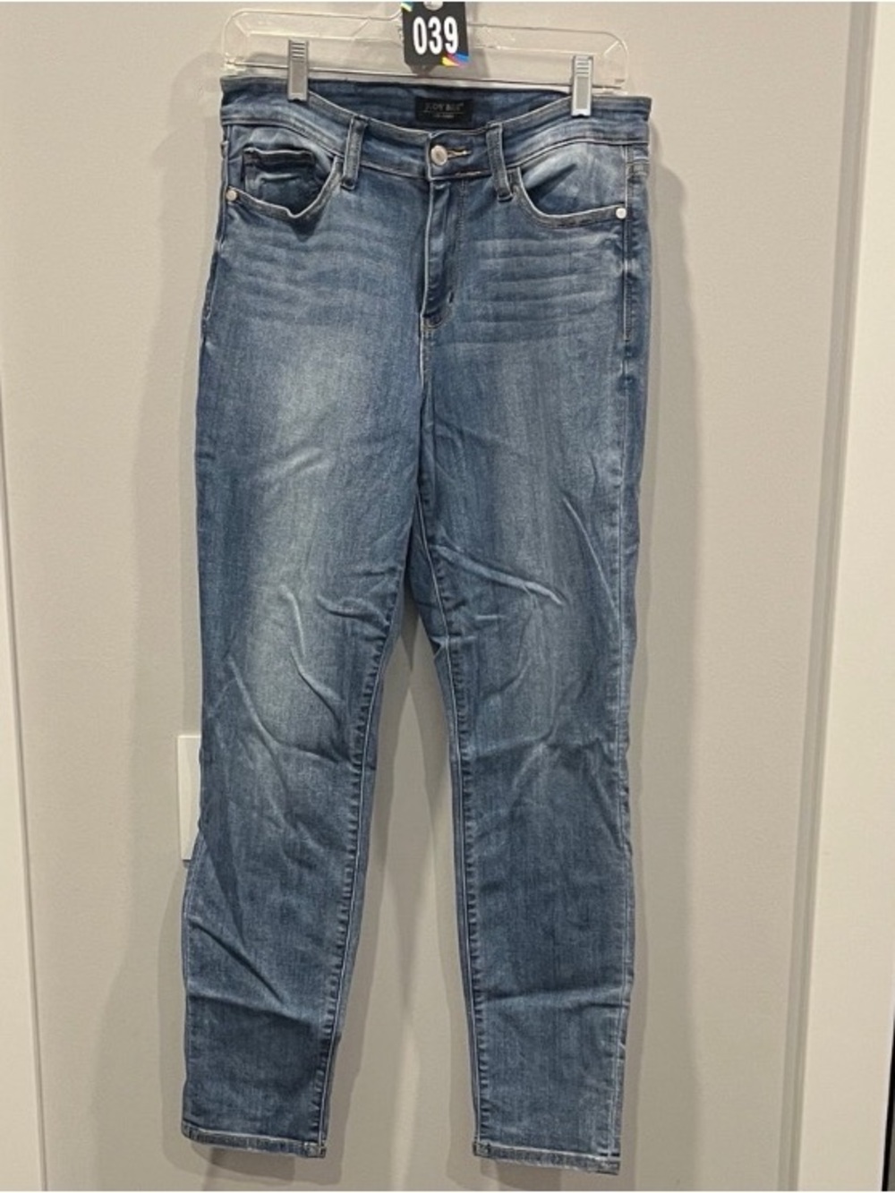 Judy Blue Women's Skinny Jeans in Faded Blue Wash